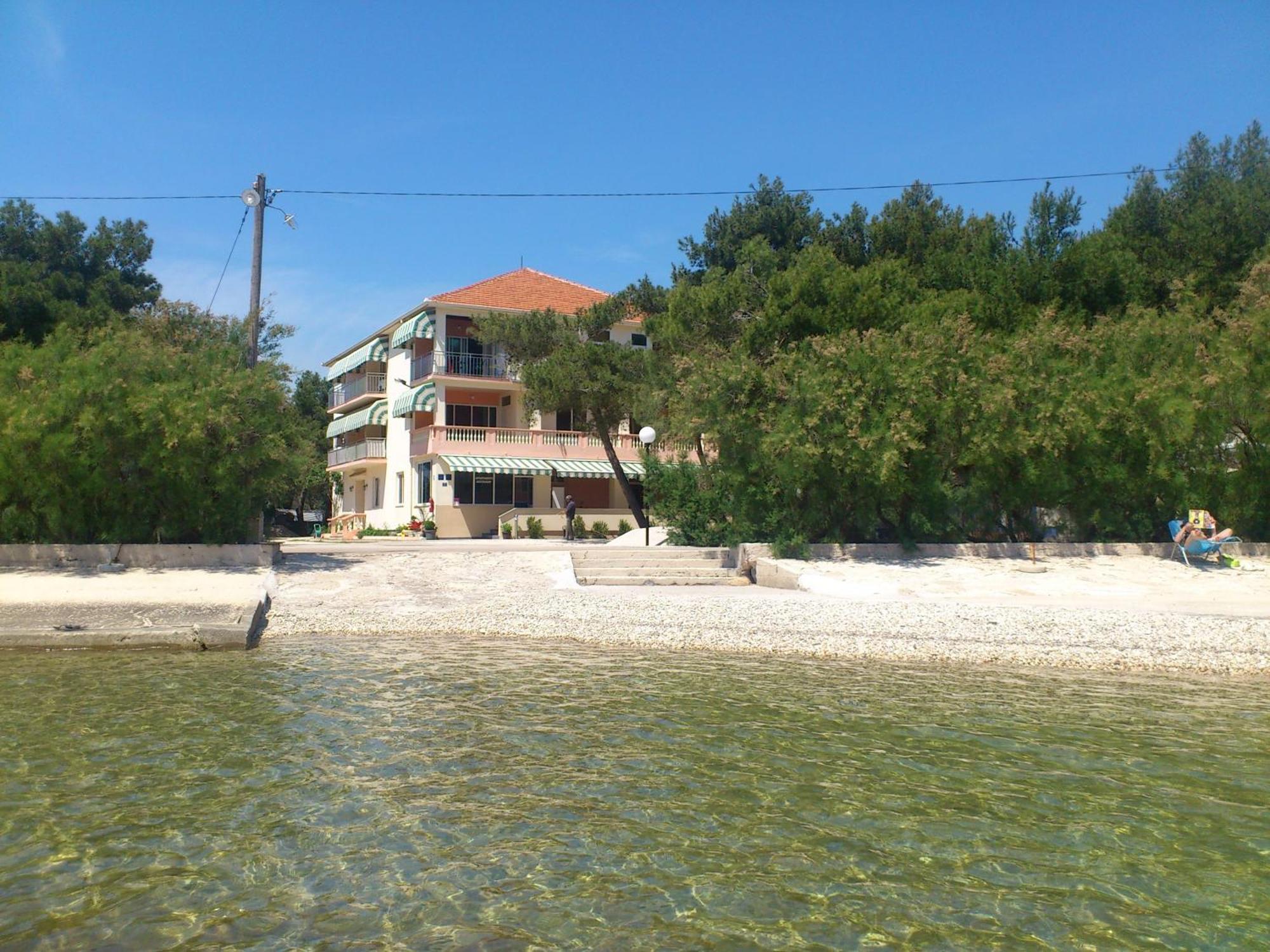 Guest House Malenica Sukosan Exterior photo